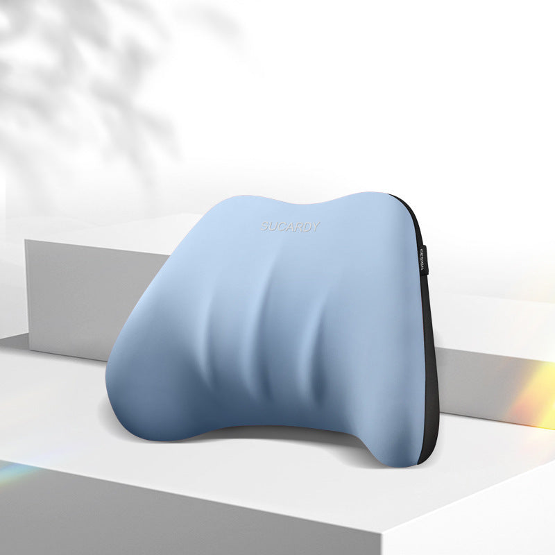 Coussin de soutien lombaire Be'Support bleu, idéal pour maintenir une bonne posture pendant la grossesse.